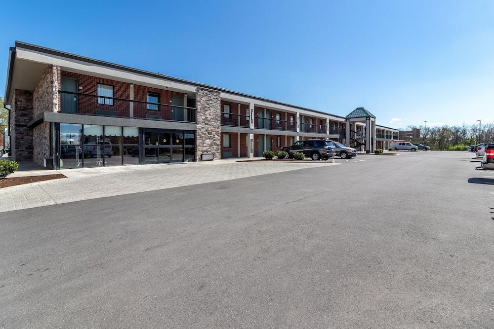 Quality Inn Franklin Bagian luar foto
