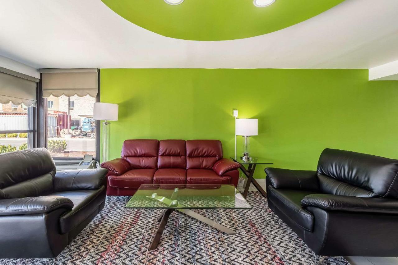 Quality Inn Franklin Bagian luar foto