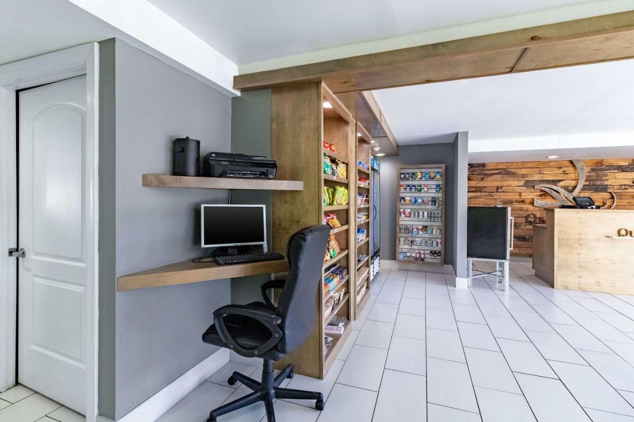 Quality Inn Franklin Bagian luar foto
