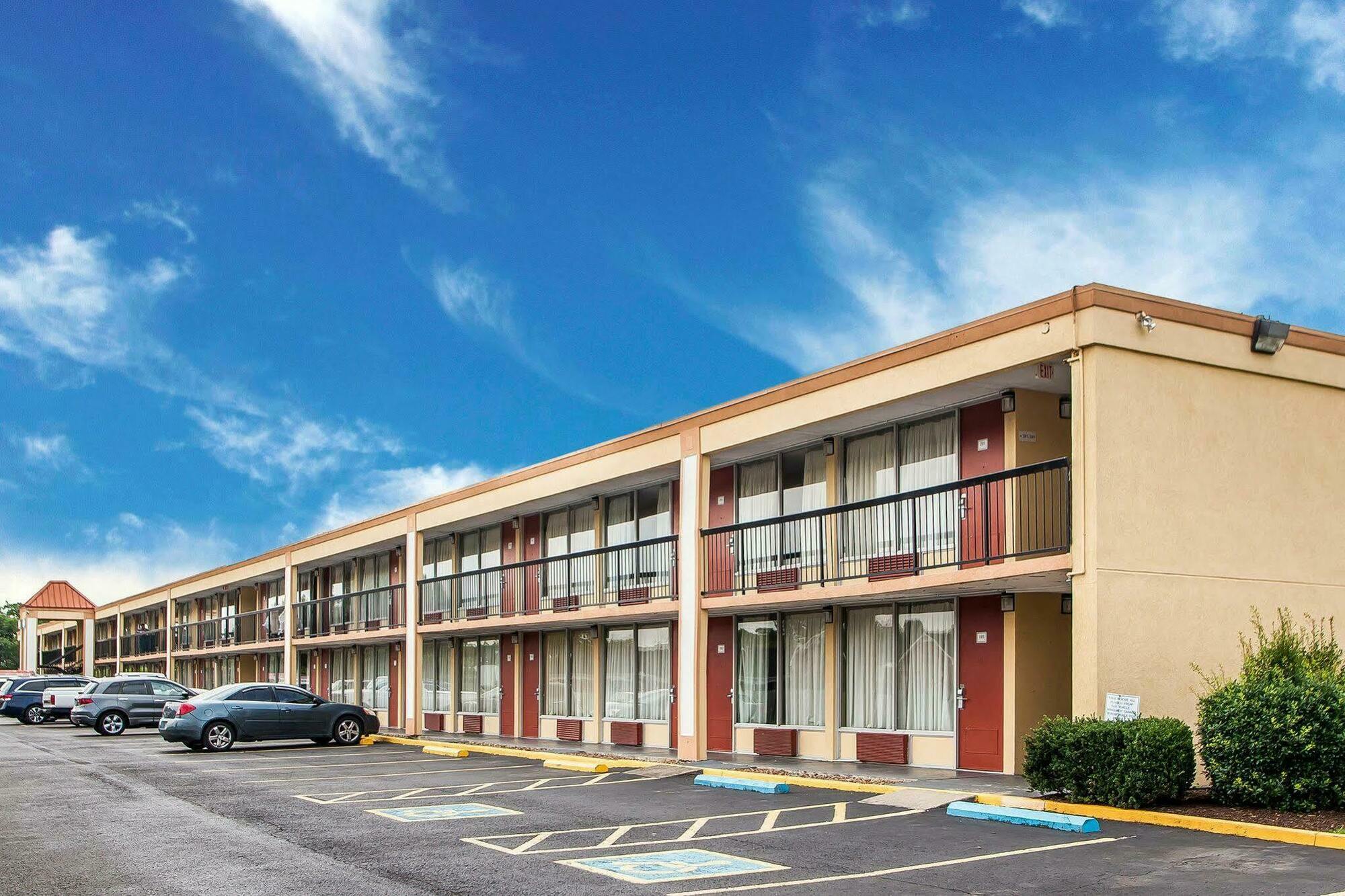 Quality Inn Franklin Bagian luar foto