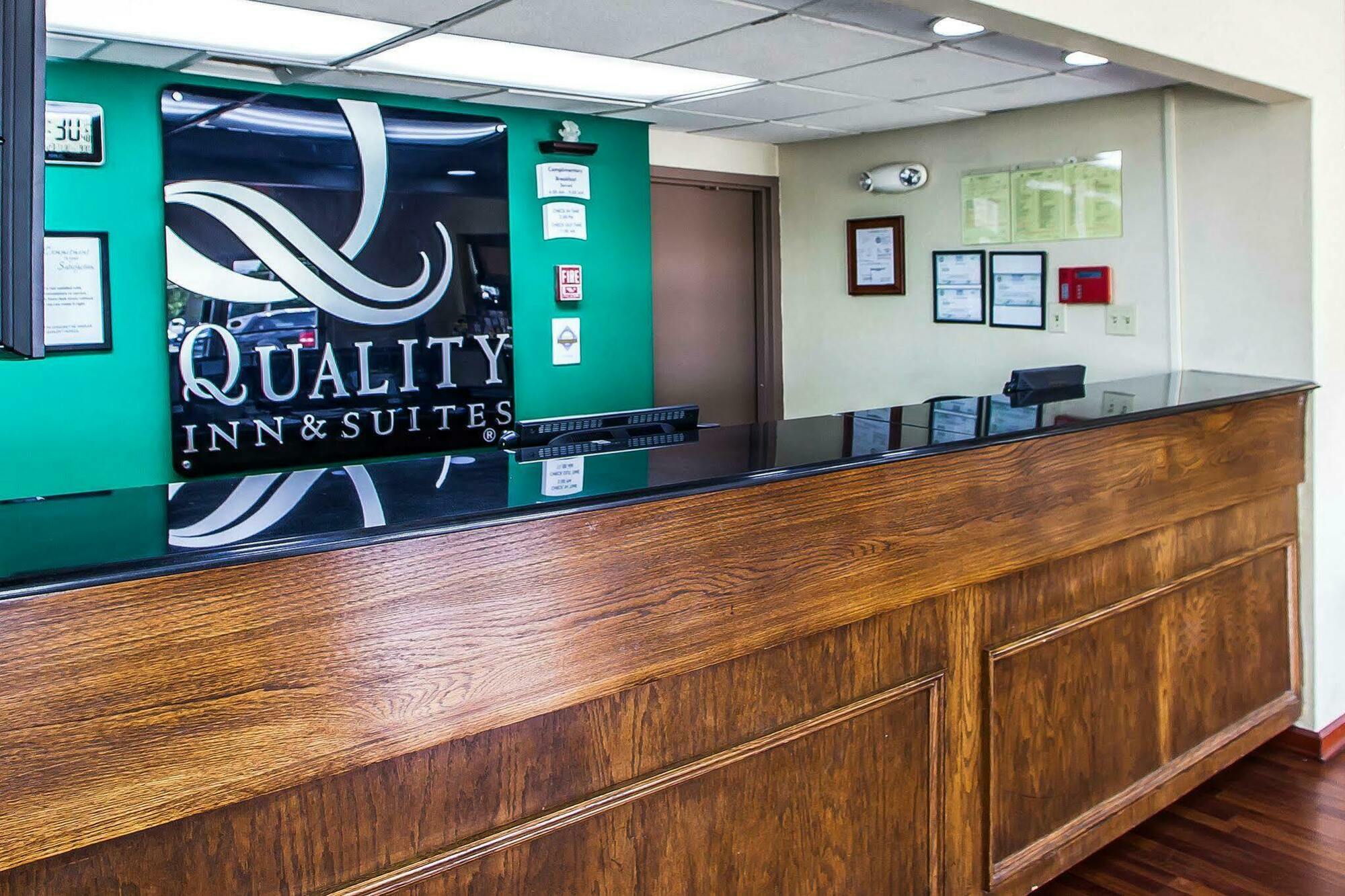 Quality Inn Franklin Bagian luar foto