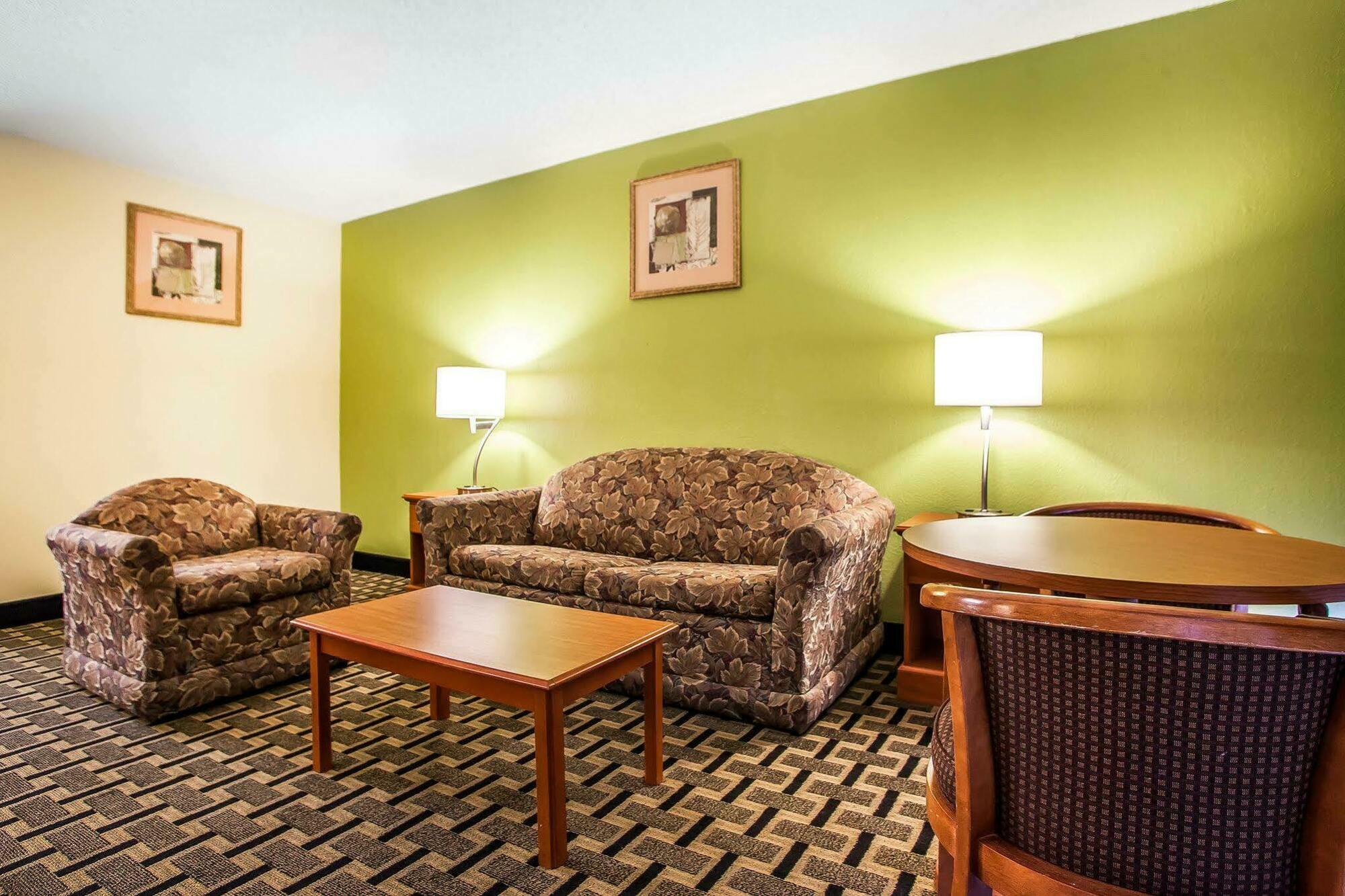 Quality Inn Franklin Bagian luar foto