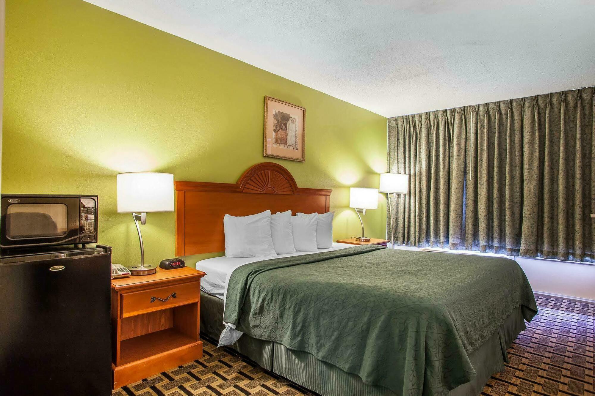 Quality Inn Franklin Bagian luar foto