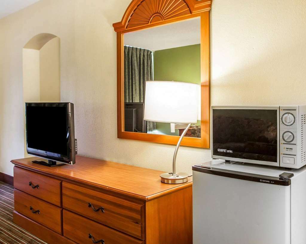 Quality Inn Franklin Ruang foto
