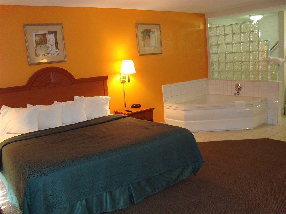 Quality Inn Franklin Bagian luar foto